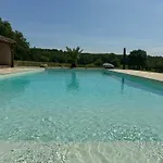 Le Clos Des 4 Bastides بيت للعطل Saint-Eutrope-de-Born